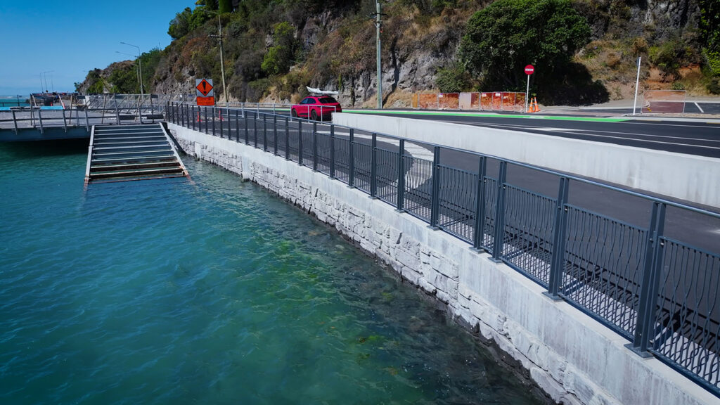 Te Ara Ihutai Coastal Pathway, Christchurch – MagnumStone™ Gravity Wall